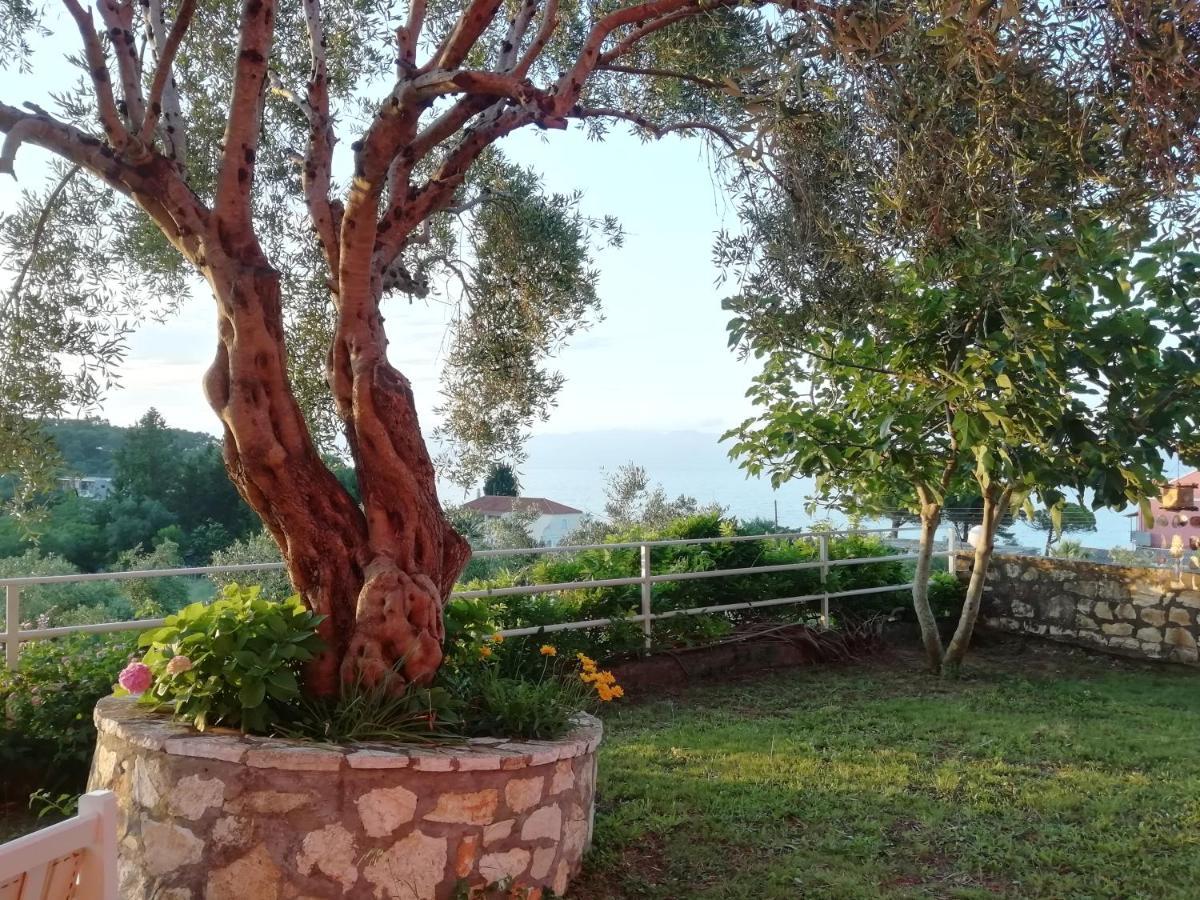 Villa Bambas Resort Astrakeri Dış mekan fotoğraf