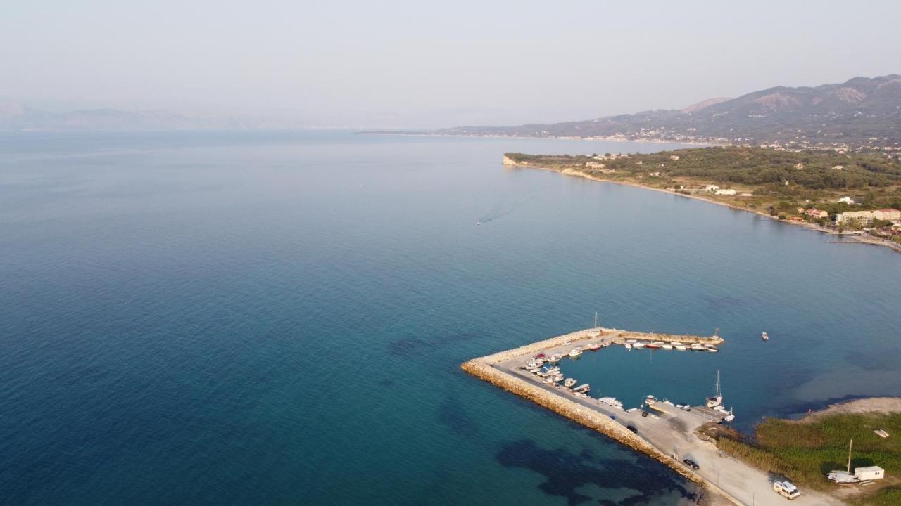 Villa Bambas Resort Astrakeri Dış mekan fotoğraf